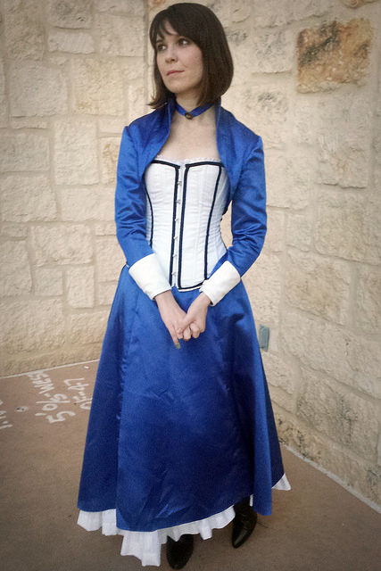 Sewed this corset for the Renaissance Faire. Super proud! : r/sewing